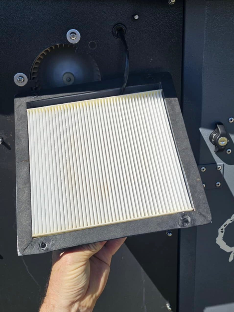 Conqueror Pressuriser Fan Filter Bracket